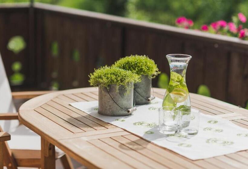 آپارتمان 2 خوابه, Untermairhof