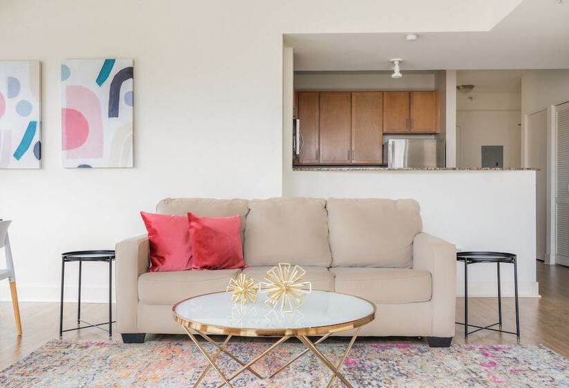 Családi Apartman, Kasa South Loop Chicago