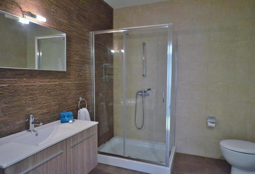 اتاق اکونومی, City Living Suite Tk 2 Rm 4