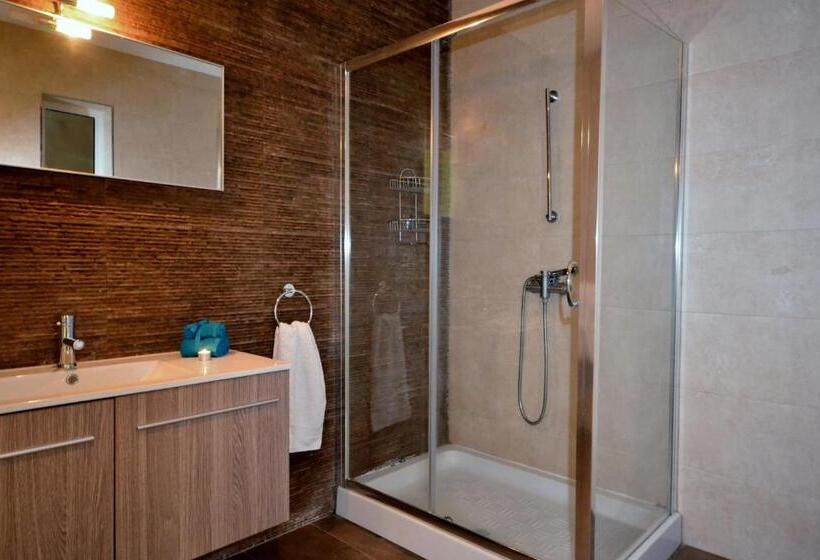 اتاق اکونومی, City Living Suite Tk 2 Rm 4