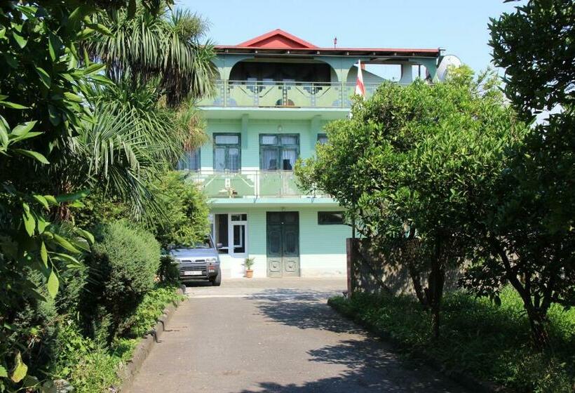 سوئیت 2 خوابه, Guesthouse Green House