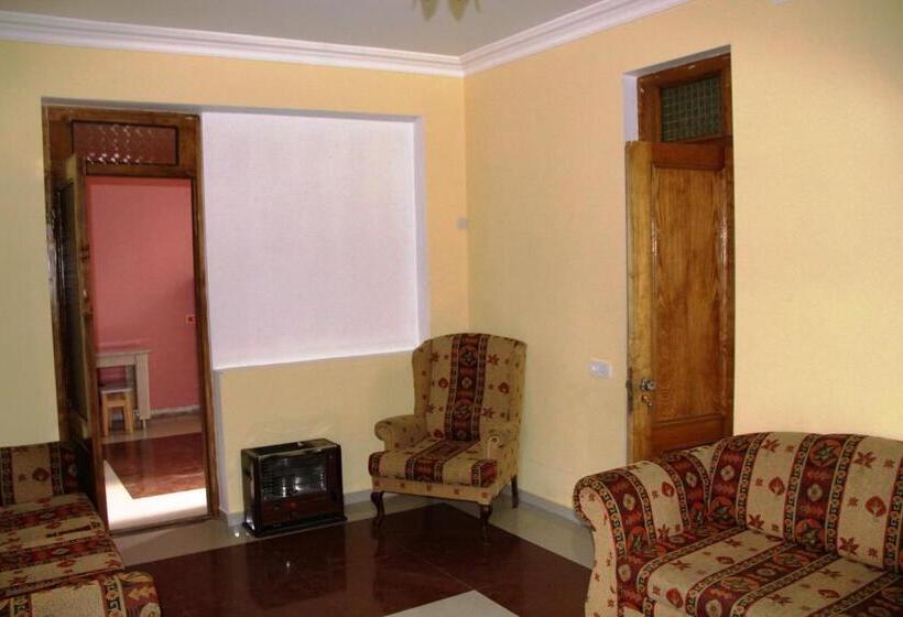 سوئیت 2 خوابه, Guesthouse Green House