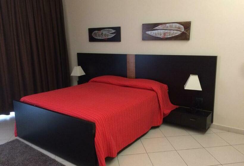 غرفة ديلوكس مزودة بشرفة, B&b Armony 111