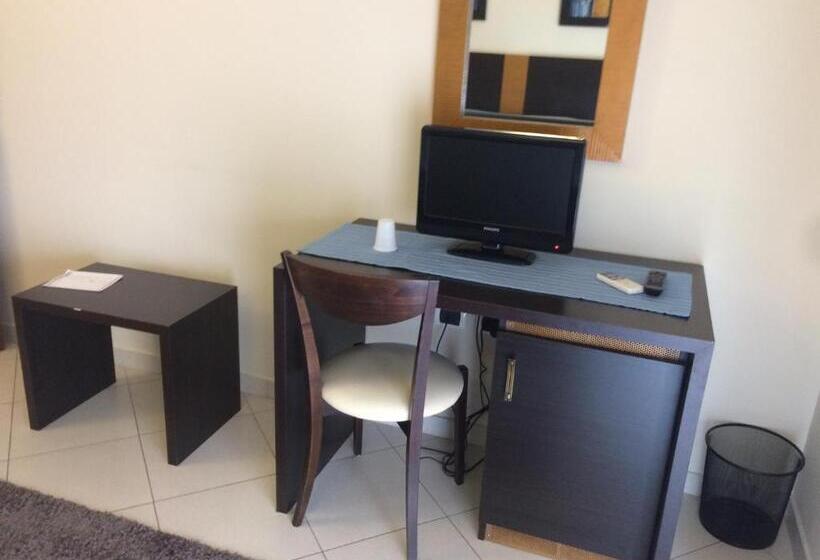 غرفة ديلوكس مزودة بشرفة, B&b Armony 111