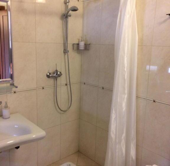 غرفة قياسية سرير كينج لذوى الإحتياجات الخاصة, B&b Armony 111