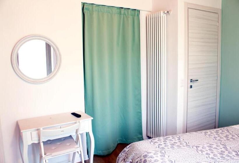 غرفة قياسية رباعية, La Magnolia Guests House