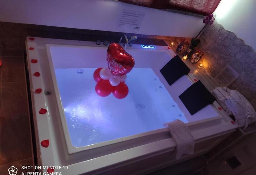 جناح, La Porta Dell'alcantara