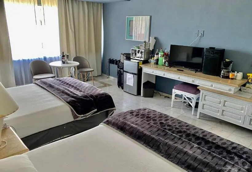 استودیوی استاندارد, Condo In Ocean Front Resort
