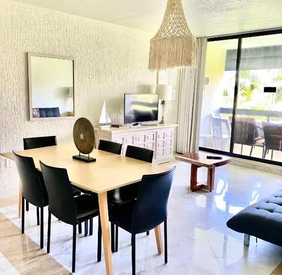 آپارتمان 1 خوابه با چشم‌انداز باغ, Condo In Ocean Front Resort