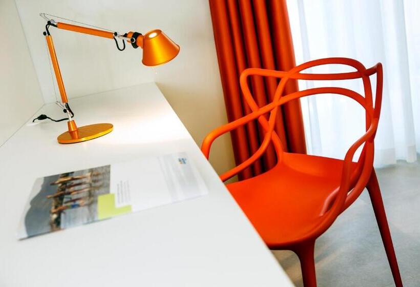 패밀리 룸, Golfo Del Sole