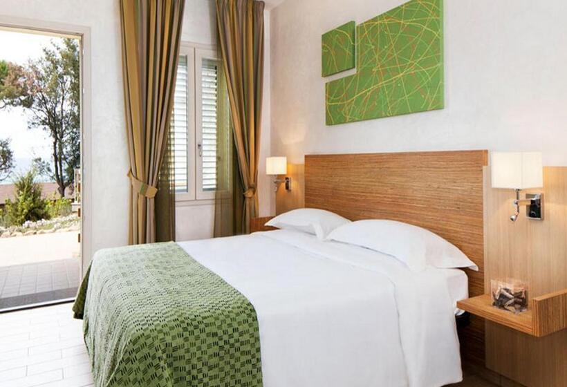 스탠다드 룸 측면 바다 전망, Golfo Del Sole