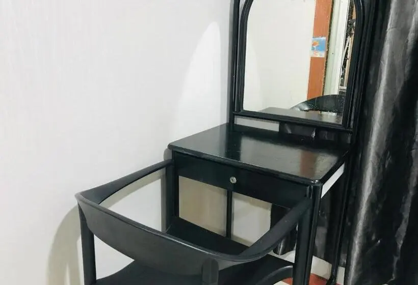 Habitació Familiar Deluxe, Home Inn