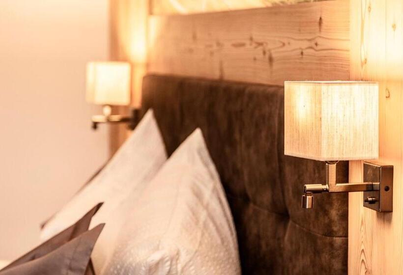 آپارتمان 1 خوابه با تراس, Luxury Chalet Plazola