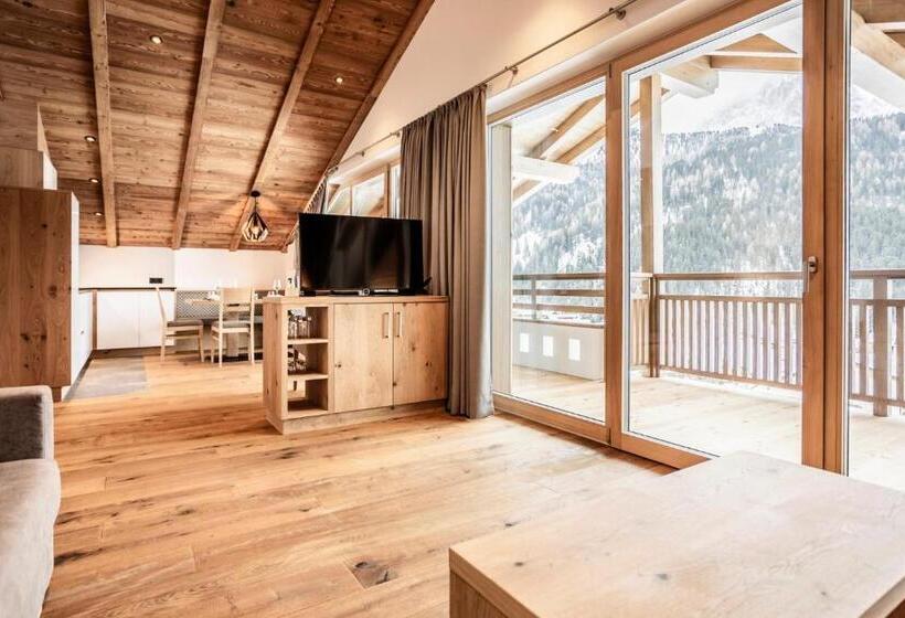 آپارتمان 1 خوابه با چشم‌انداز باغ, Luxury Chalet Plazola