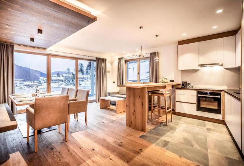 آپارتمان 3 خوابه, Luxury Chalet Plazola