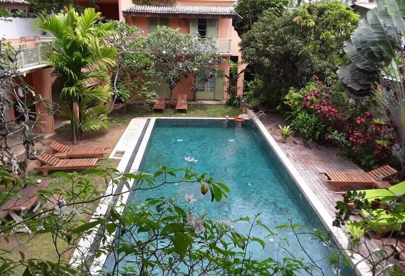 Номер Стандарт Вид на Бассейн, Casa Maria