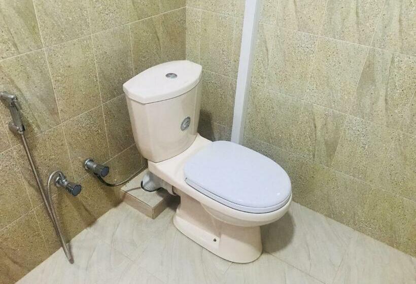 レイクビュースタンダードルーム, Lake City Resort Anuradhapura