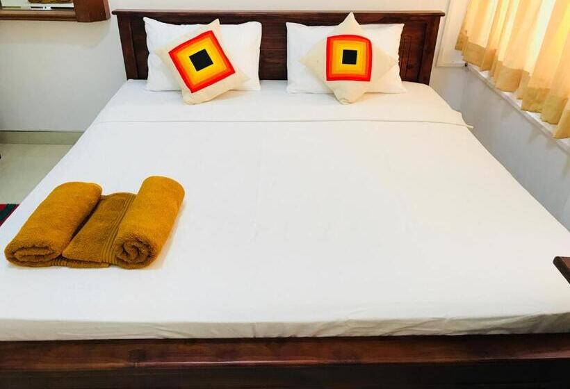 レイクビュースタンダードルーム, Lake City Resort Anuradhapura