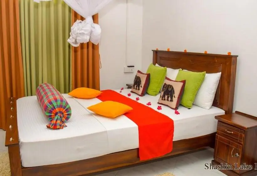 Deluxe-huone, Shashin Lake Resort
