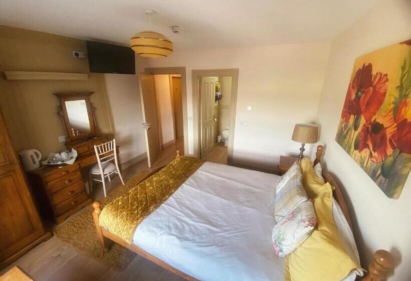 غرفة قياسية ثلاثية, Dulrush Lodge Guest House, Restaurant And Self Catering