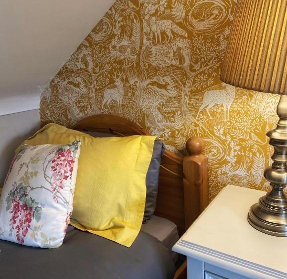 Семейный Номер Deluxe, Dulrush Lodge Guest House, Restaurant And Self Catering