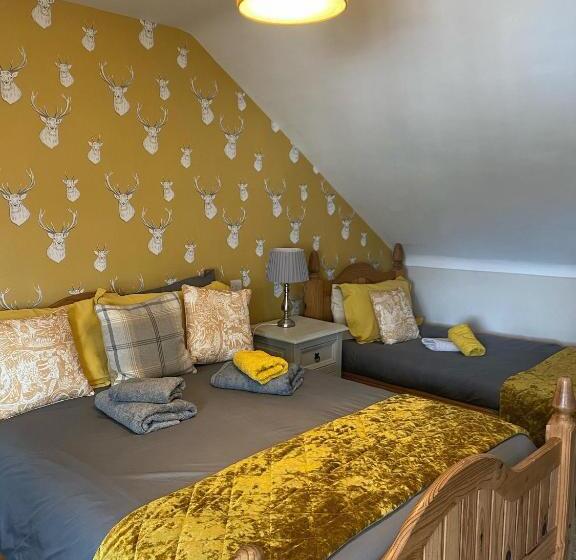 غرفة ديلوكس عائلية, Dulrush Lodge Guest House, Restaurant And Self Catering