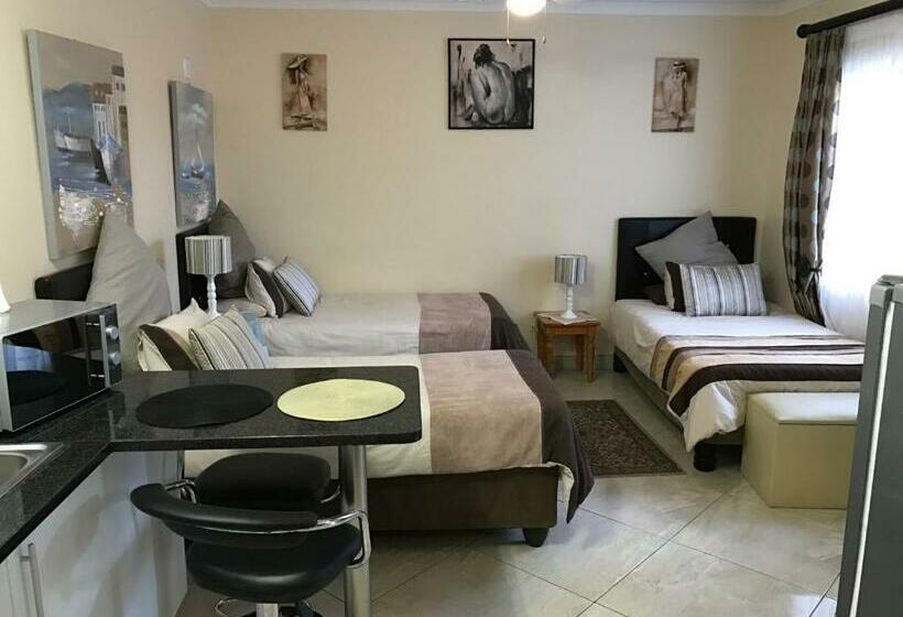 غرفة قياسية ثلاثية, Amber Bed And Breakfast, South Africa