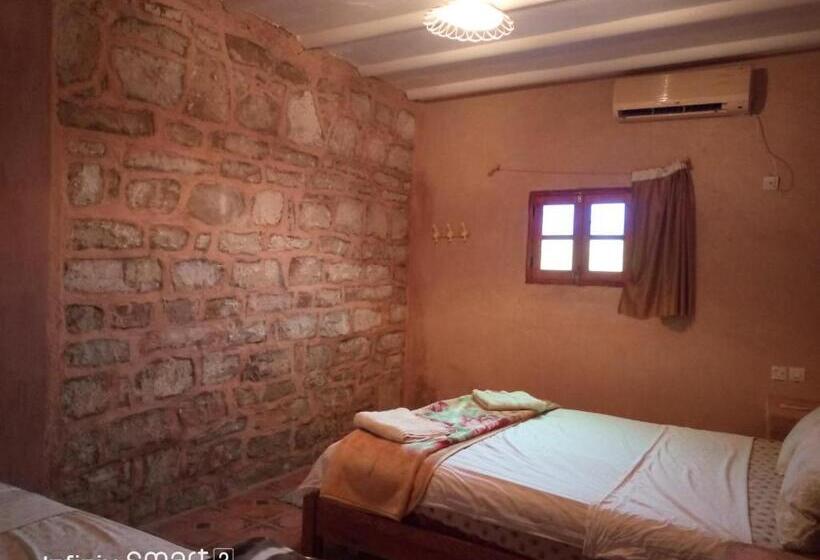 スタンダードトリプルルーム, Dar Zara