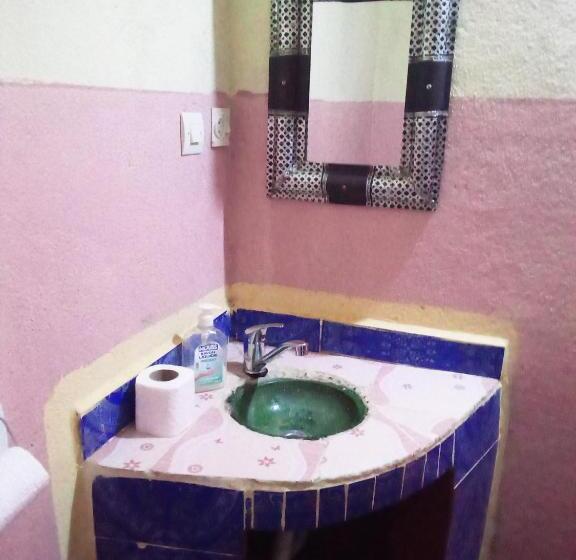 スタンダードルーム, Dar Zara