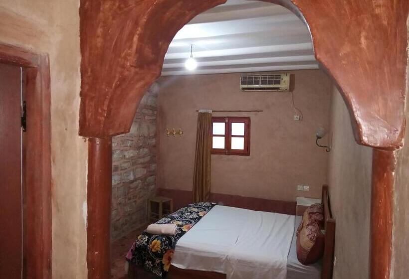 ファミリールーム, Dar Zara