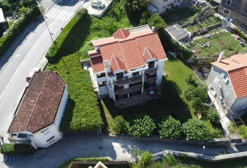 آپارتمان 1 خوابه با چشمانداز باغ, Rooms & Apartments Vukasović