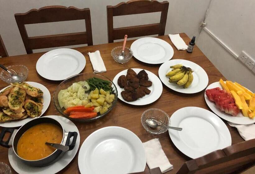 חדר דלוקס נוף לים, Saga Home