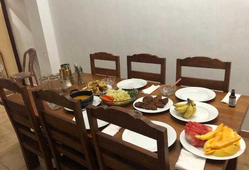 חדר אקונומי, Saga Home