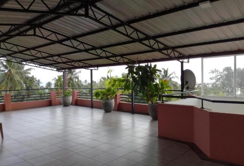 חדר סטנדרט, Saga Home