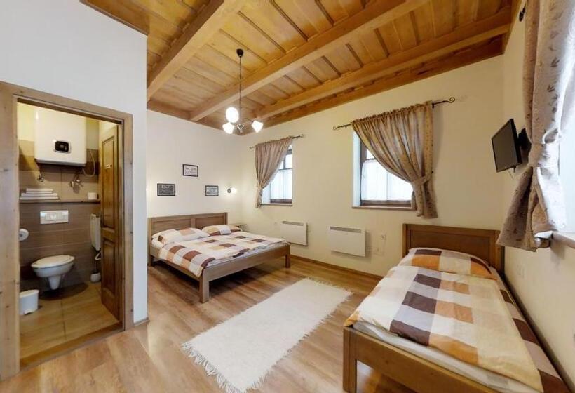 4인용 스탠다드 룸, Tóth Vendégház és Apartmanház újfehértó