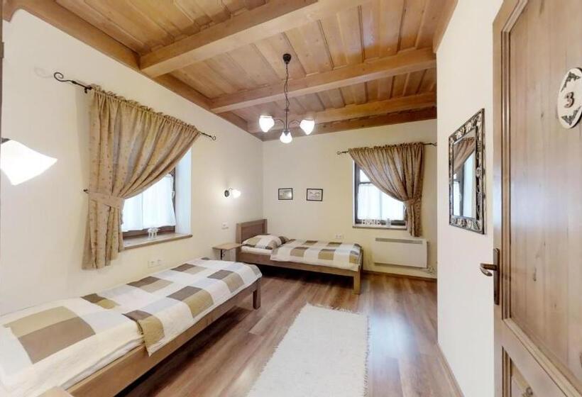 침실 2개 아파트, Tóth Vendégház és Apartmanház újfehértó