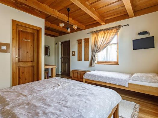 디럭스 트리플 룸, Tóth Vendégház és Apartmanház újfehértó