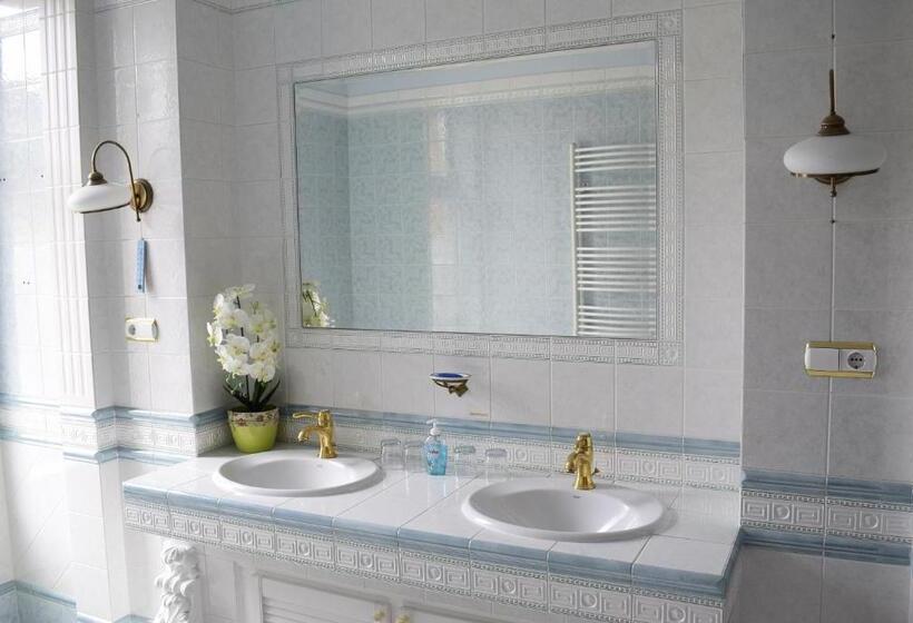 חדר סטודיו סטנדרד, Taverna Panzió