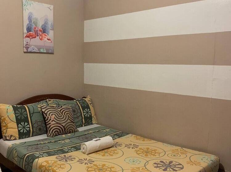 اتاق استاندارد, Center Parkway Pension House