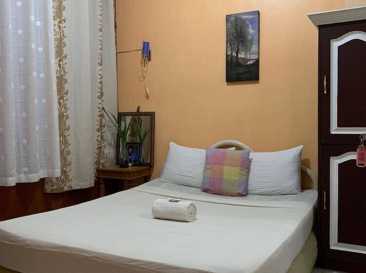 اتاق استاندارد, Center Parkway Pension House