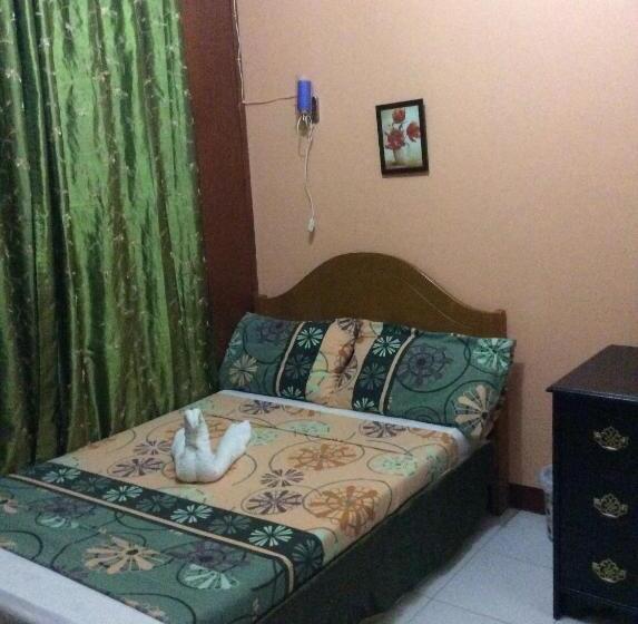 اتاق استاندارد, Center Parkway Pension House