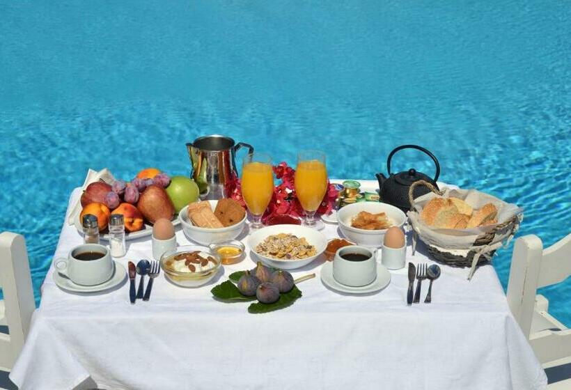 سوییت با چشمانداز باغ, Anofli Suites