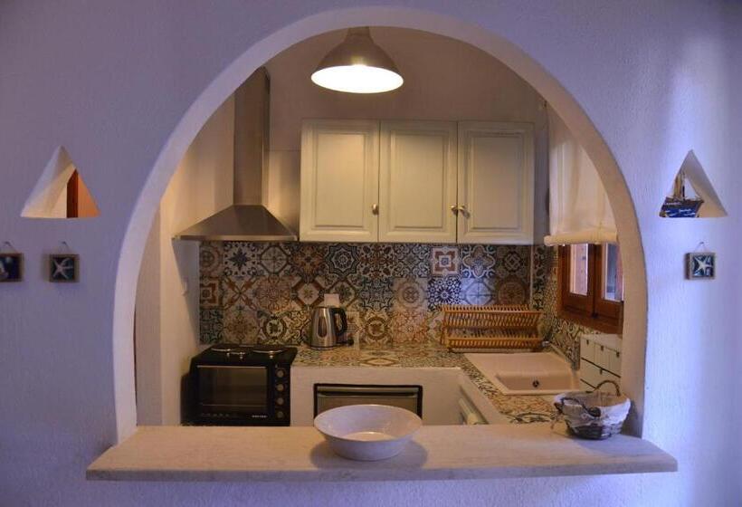 سوییت لوکس, Anofli Suites