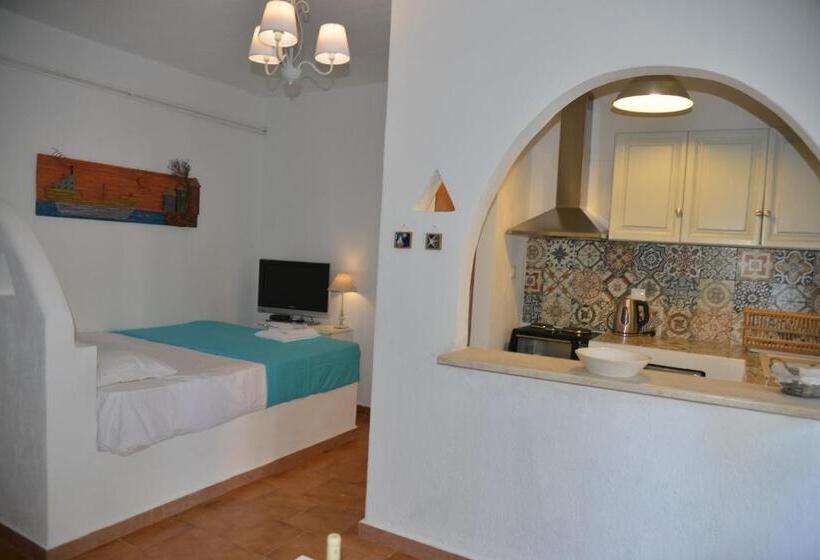 سوییت لوکس, Anofli Suites