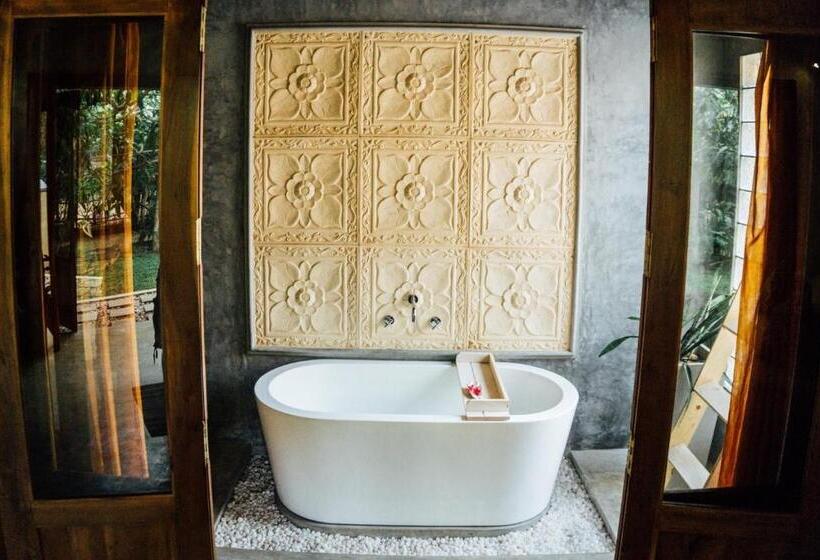 带花园景观和一个卧室的别墅, Surf N Sun Arugam Bay