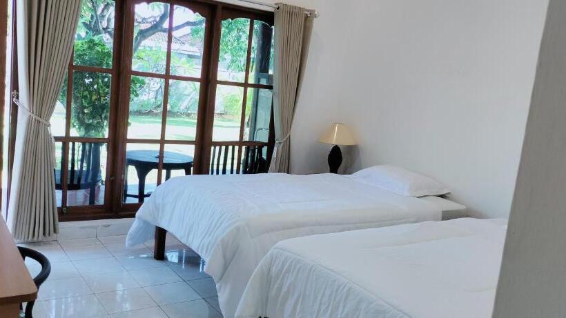 חדר דלוקס, Bayumantra Bungalows