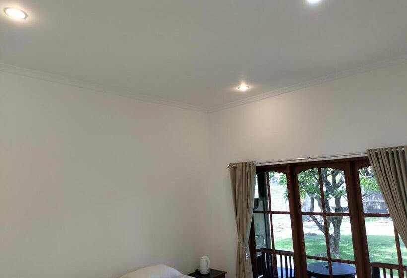 חדר דלוקס, Bayumantra Bungalows