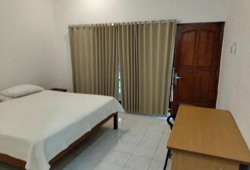 Номер Deluxe, Bayumantra Bungalows