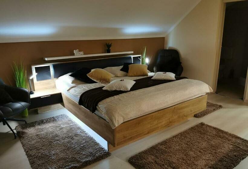 Quarto Estandar com Terraço, Csabai Vendégház