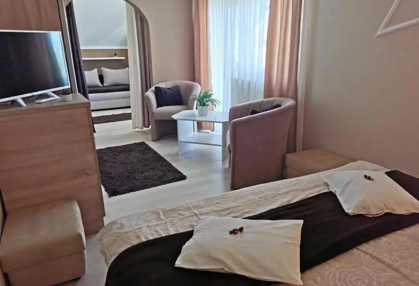 Standardzimmer mit Terrasse, Csabai Vendégház